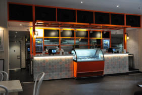 Aluminium Shopfront 